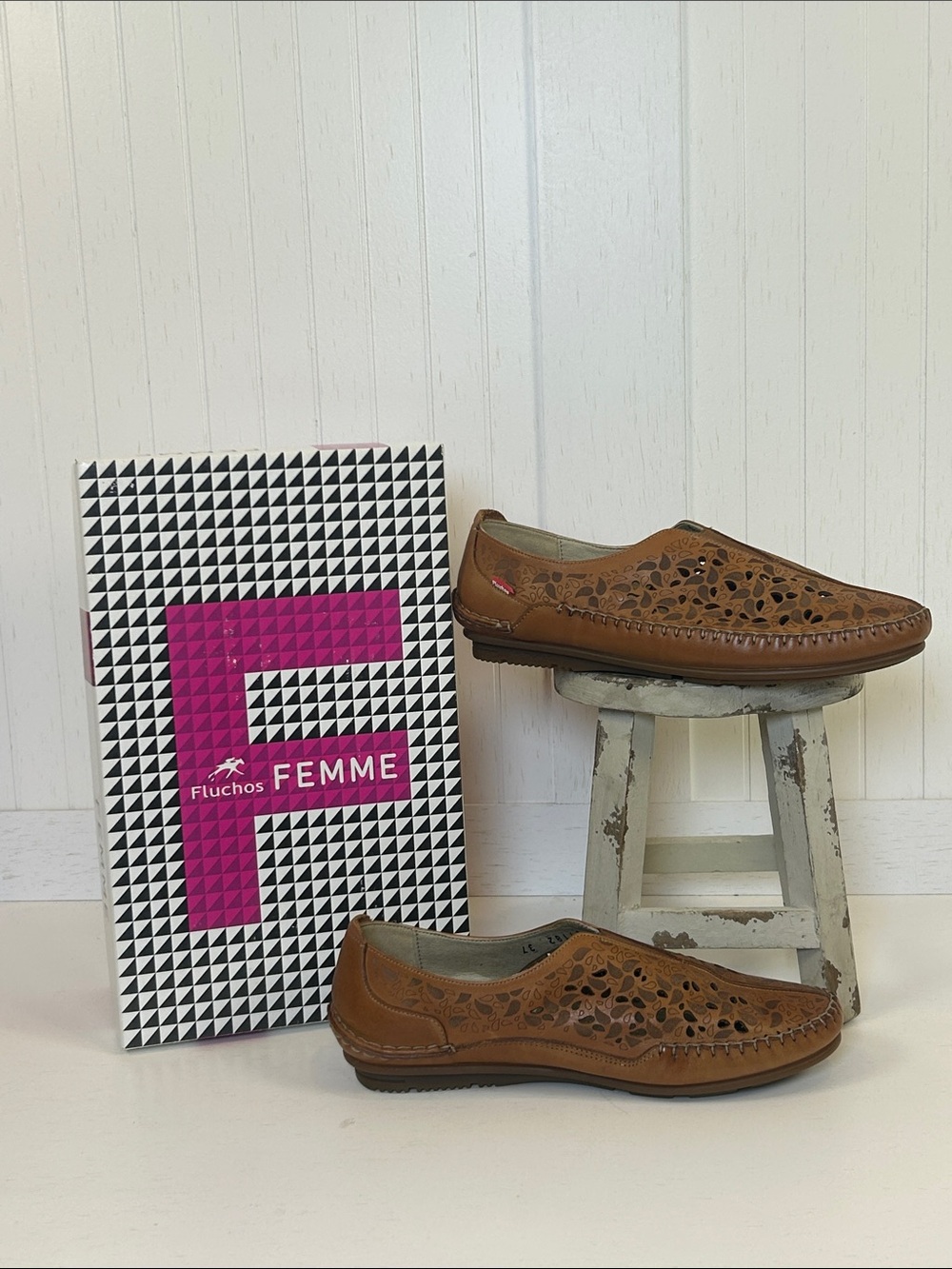 FLUCHOS Femme Brown Leather Women's Comfort Flats EU 37 NIB